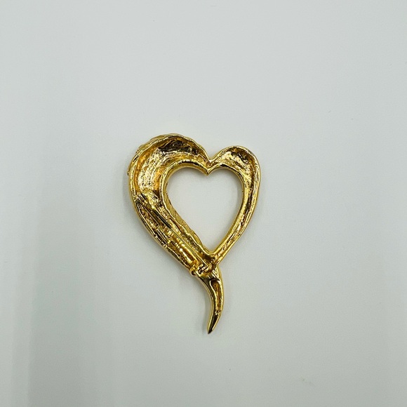 Open Heart Brooch - Picture 2 of 2